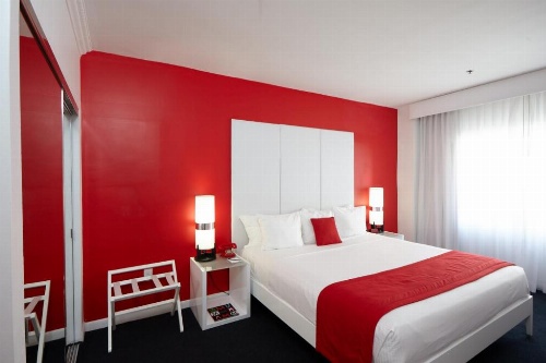 Red South Beach Hotel image 18