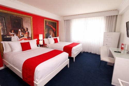 Red South Beach Hotel image 6